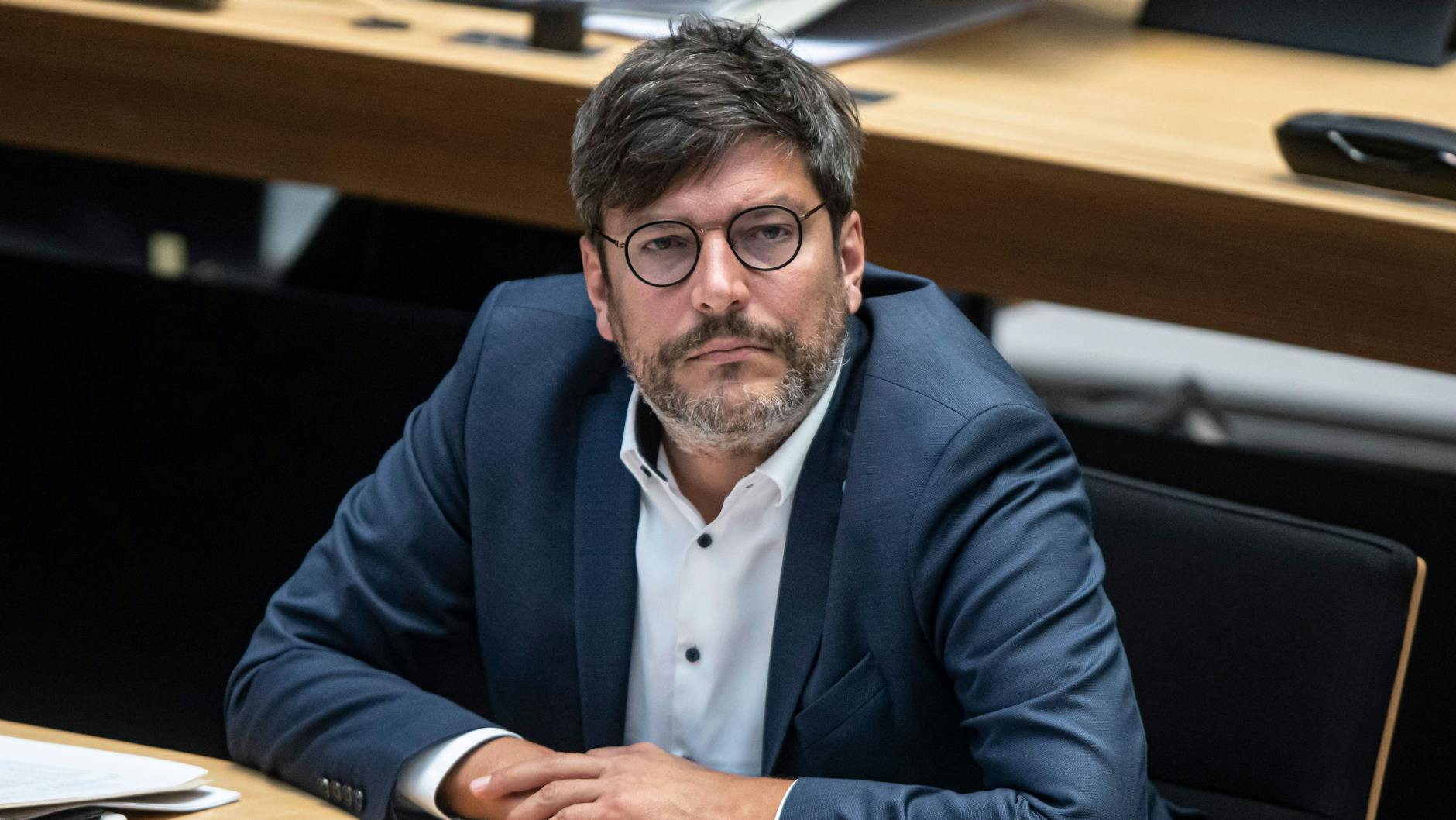 Dirk Behrendt scheidet mit seinem Ende als Justizsenator aus dem Abgeordnetenhaus aus (Archivbild).