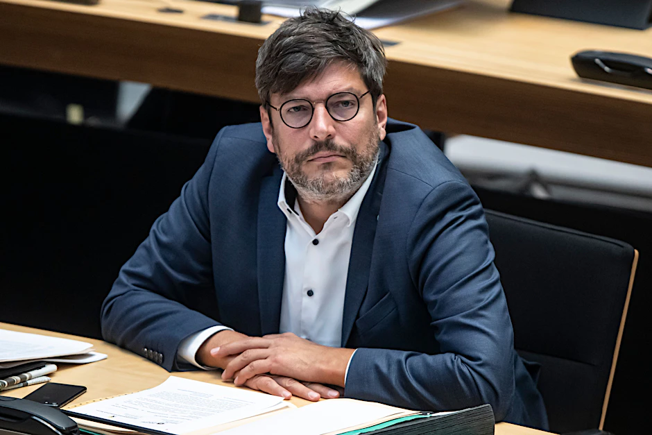 Dirk Behrendt scheidet mit seinem Ende als Justizsenator aus dem Abgeordnetenhaus aus (Archivbild).