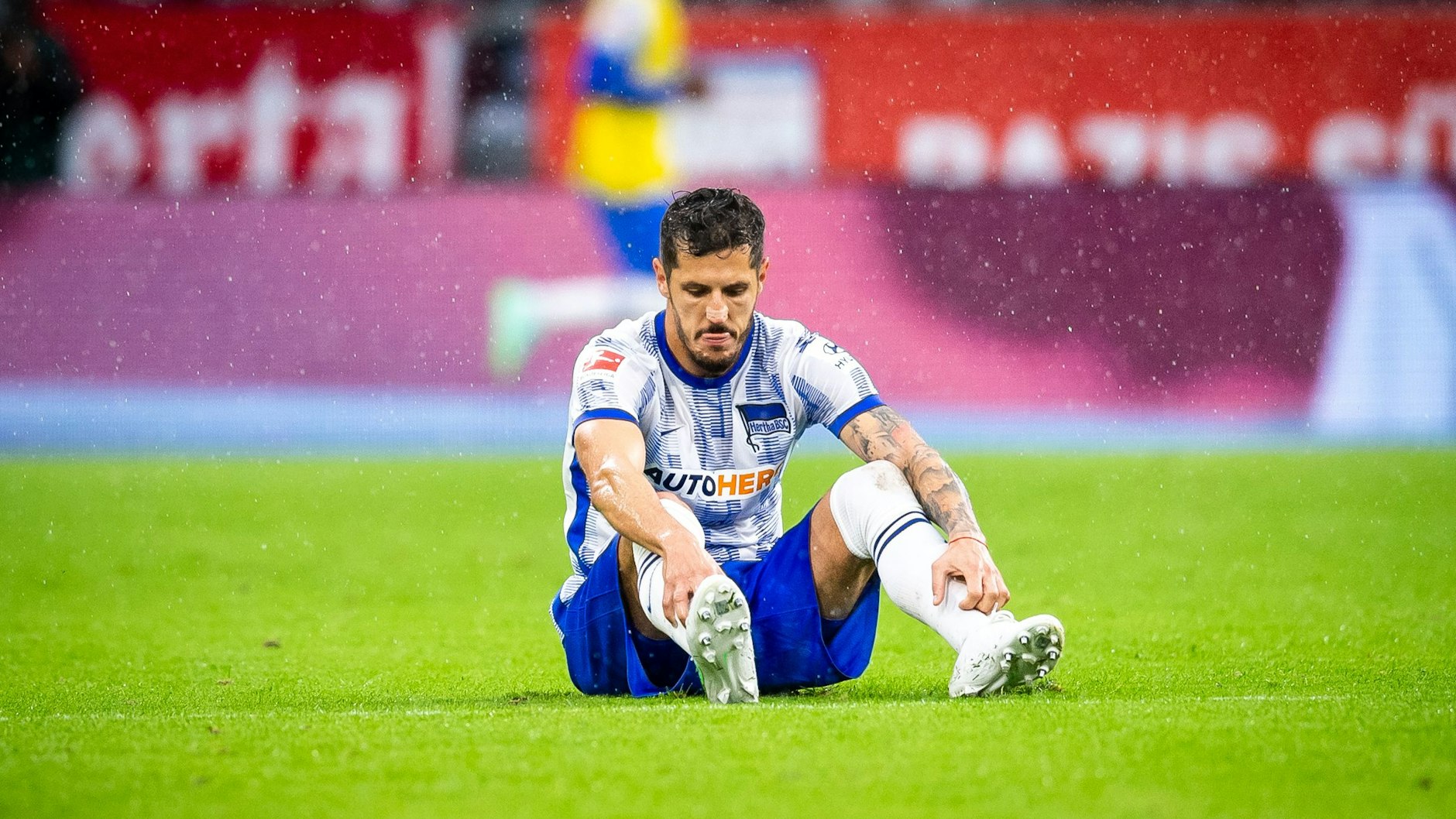 Musste bereits am dritten Spieltag beim 0:5 in München mit einer Wadenverletzung vom Platz. 
