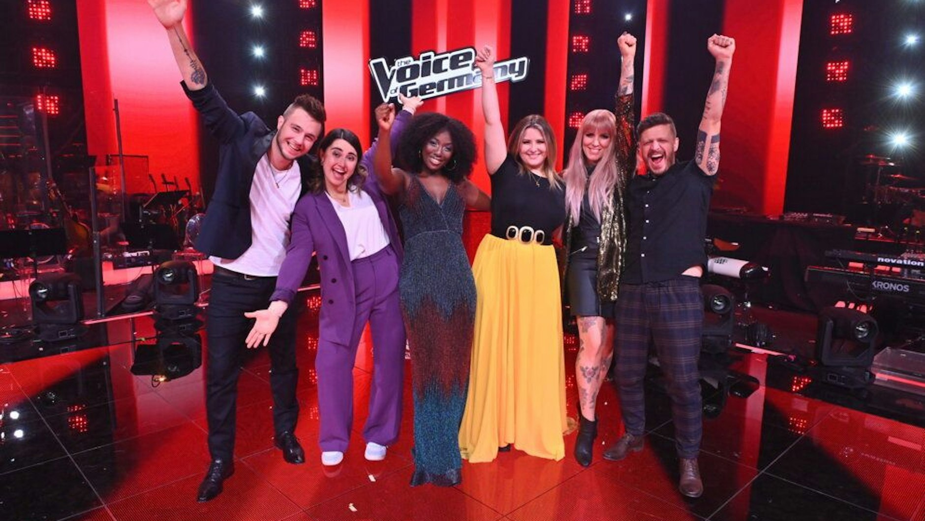 Die Finalisten von „The Voice of Germany“: Sebastian Krenz, Linda Elsener, Gugu Zulu, Katarina Mihaljevic und Charlene und Florian Gallant (v.l.n.r.)