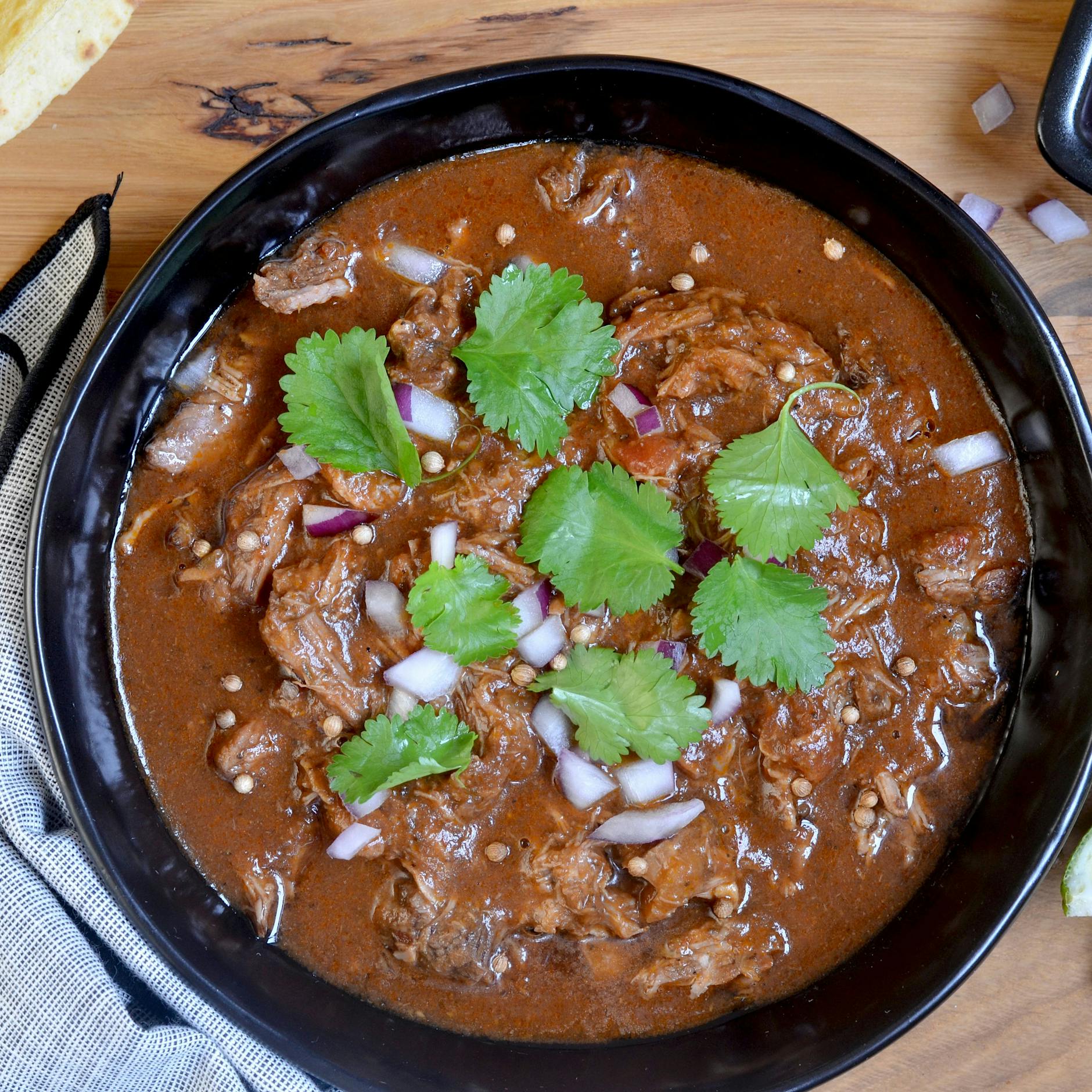 DIESER mexikanische Rinder-Eintopf ist einfach perfekt für Fleisch-Liebhaber