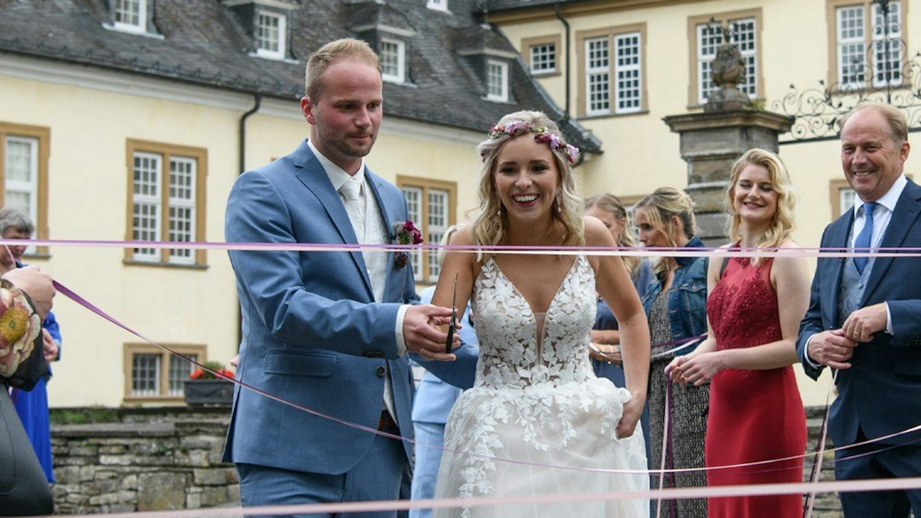 Nach ihrer „Hochzeit auf den ersten Blick“ können Selina und Michael kaum die Finger voneinander lassen.