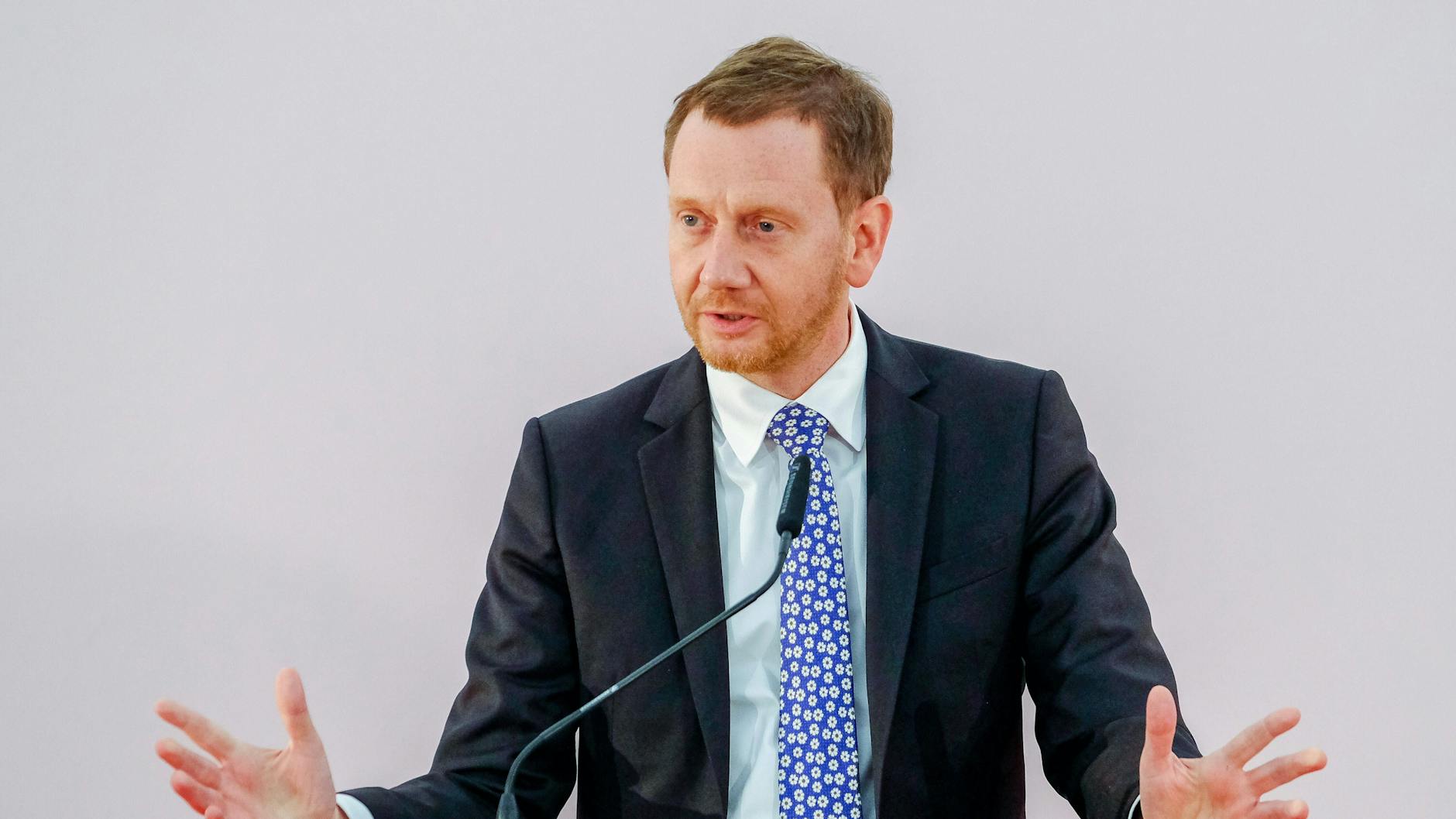 Sachsens Ministerpräsident Michael Kretschmer ist zuletzt Morddrohungen ausgesetzt gewesen.