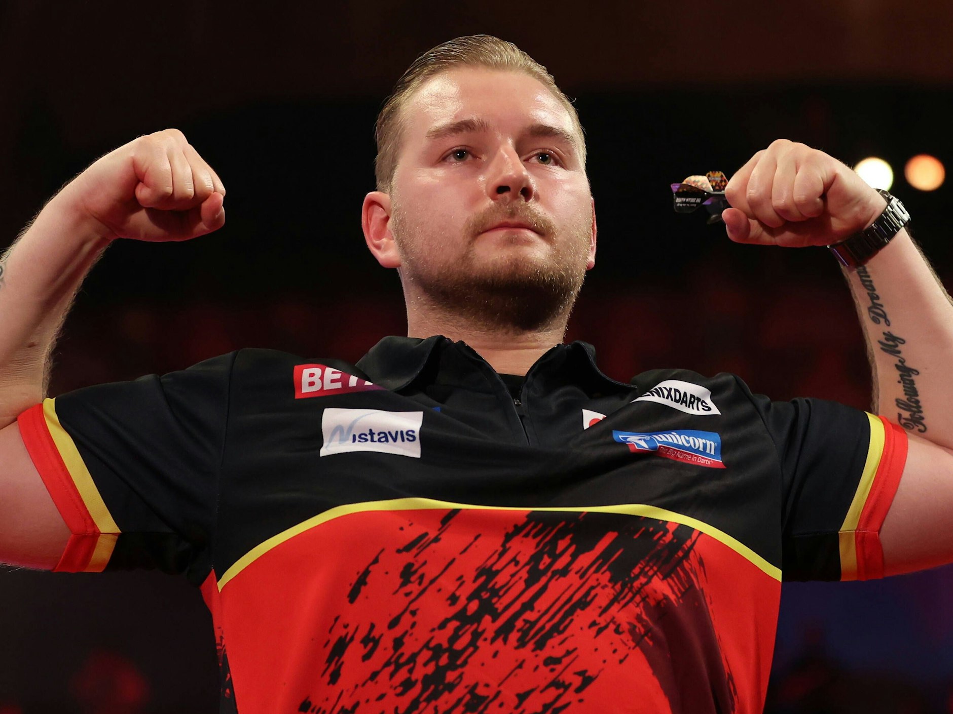 Dimitri van den Bergh.