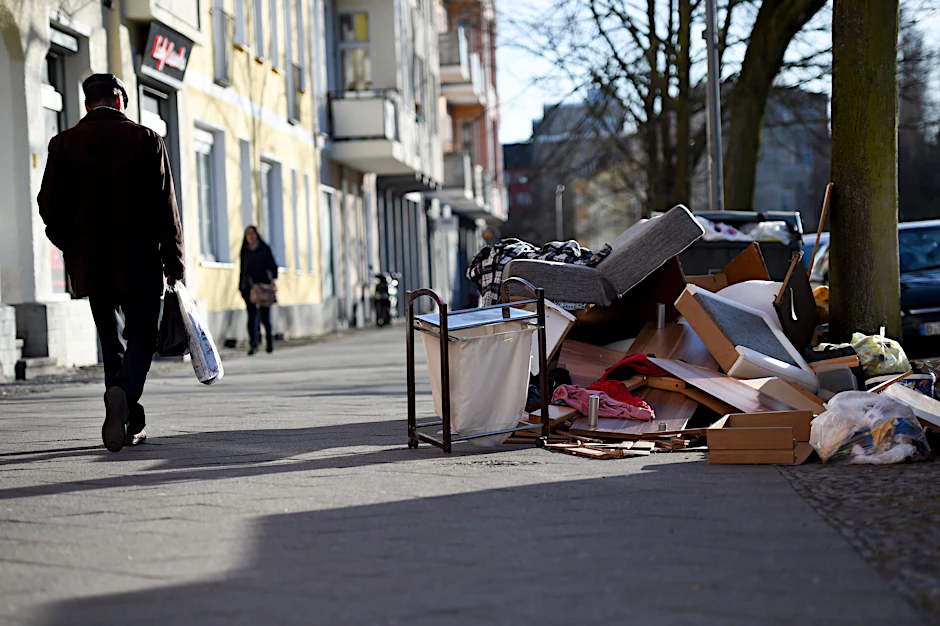 Leider nicht nur ein Problem im Schillerkiez: Sperrmüll – hier in Berlin-Wedding. 