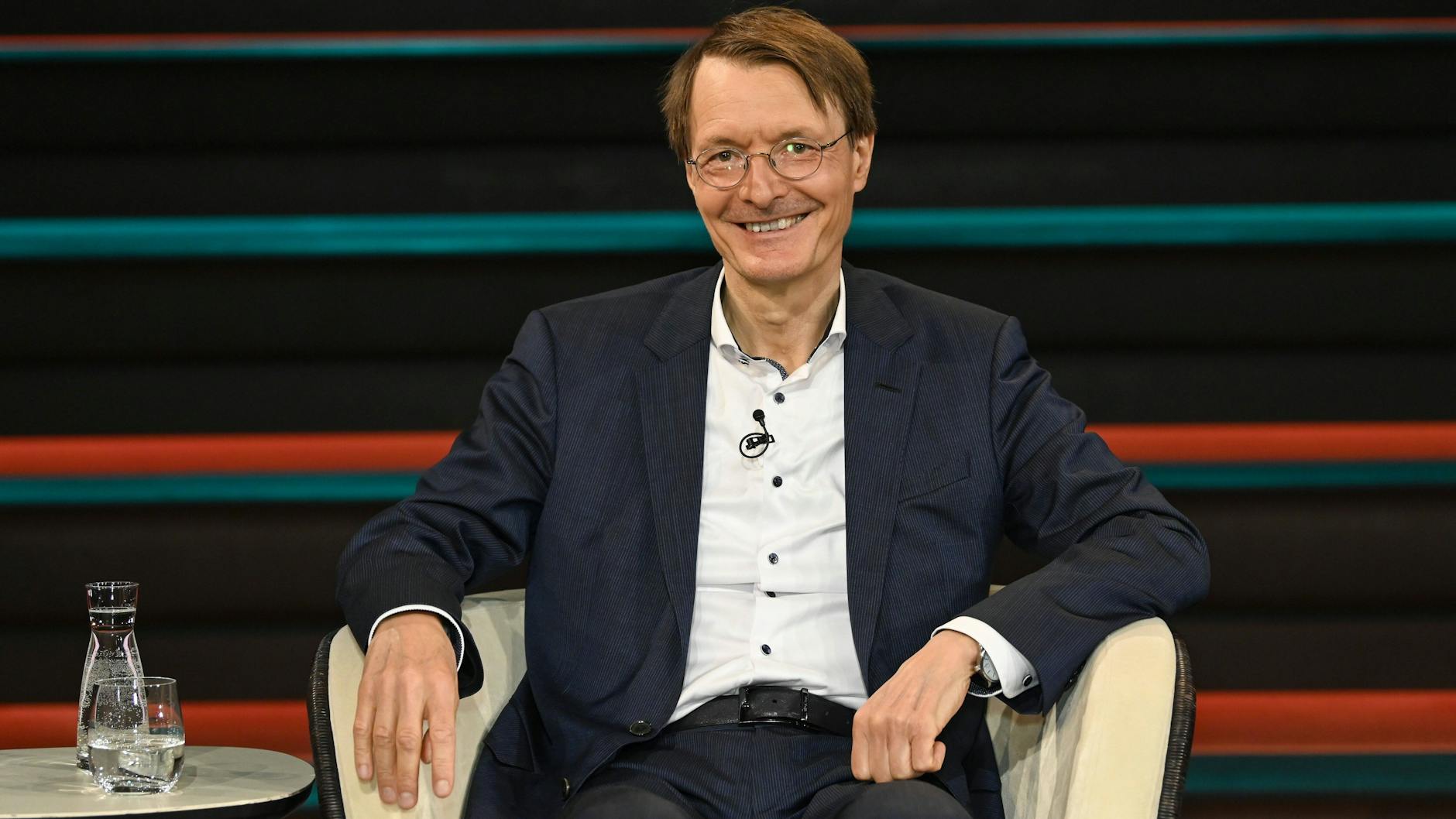 Der neue Bundesgesundheitsminister Karl Lauterbach geht bei der Auswertung der Gästelisten als klarer Sieger hervor.