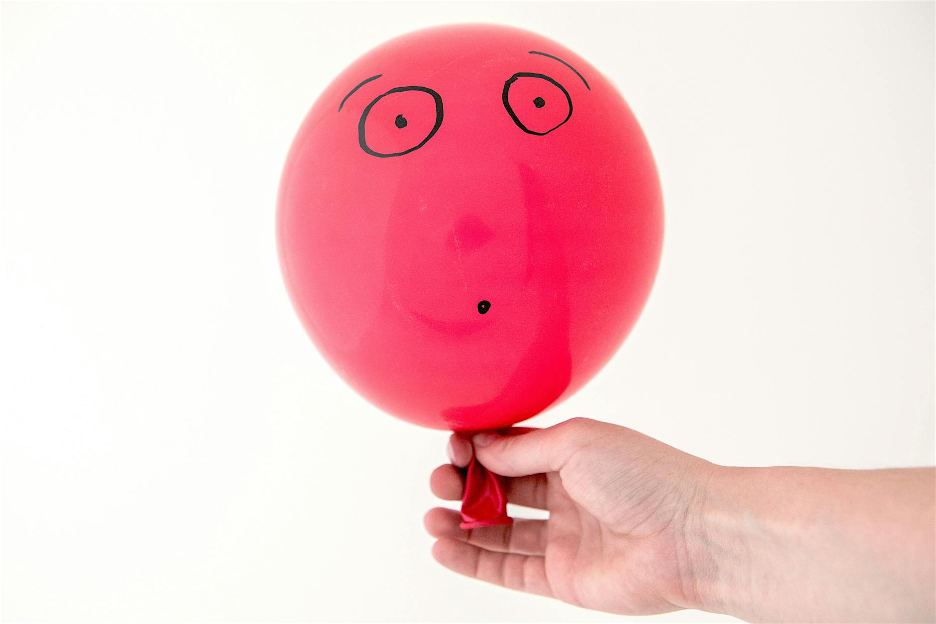 Blähungen: Wer mehr als 20 Mal am Tag pupst, sollte wohl mal zum Arzt gehen