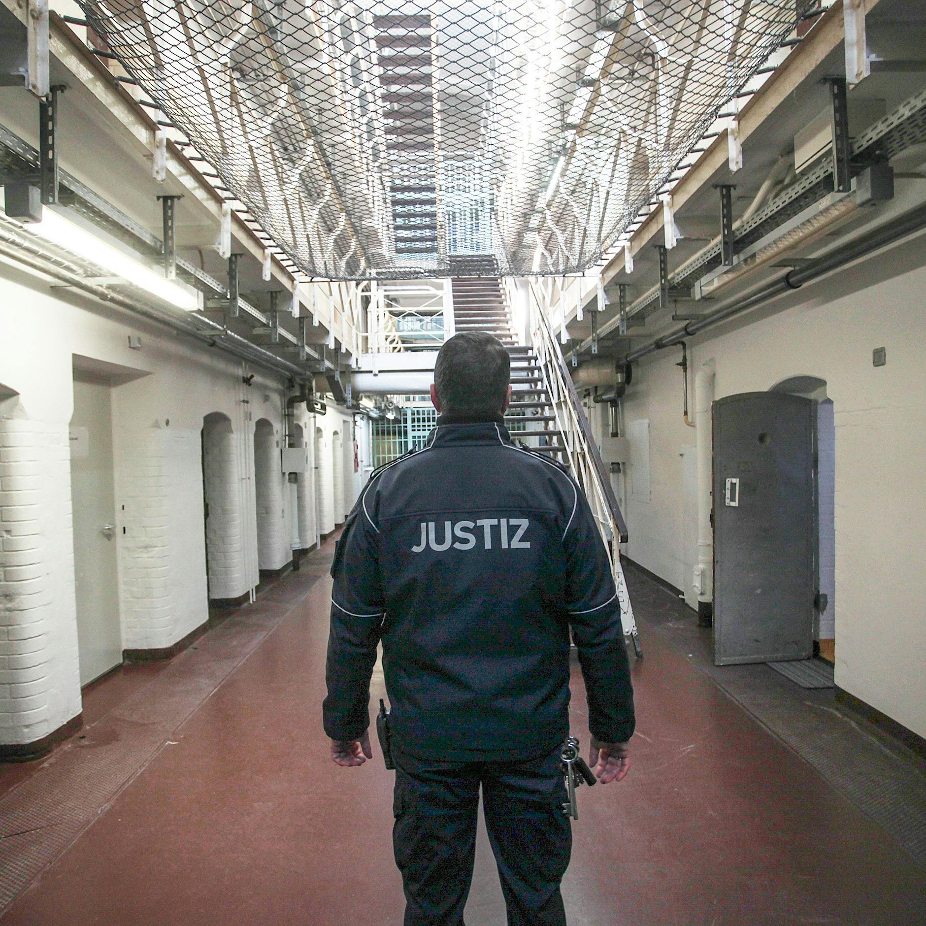 Berlin: Häftlinge in allen Gefängnissen bekommen Internet