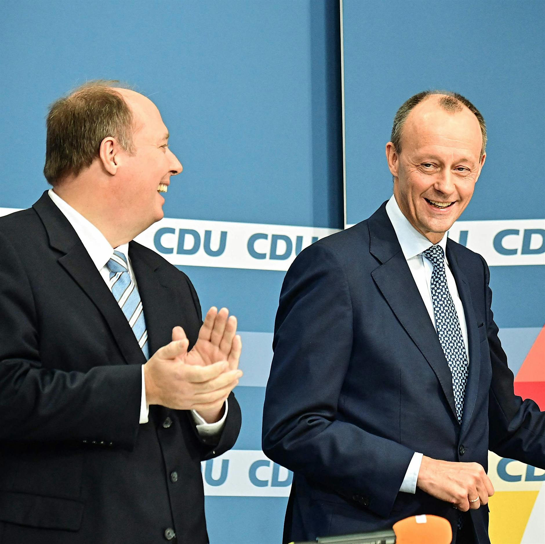 Klare Mehrheit: Friedrich Merz wird neuer CDU-Chef!