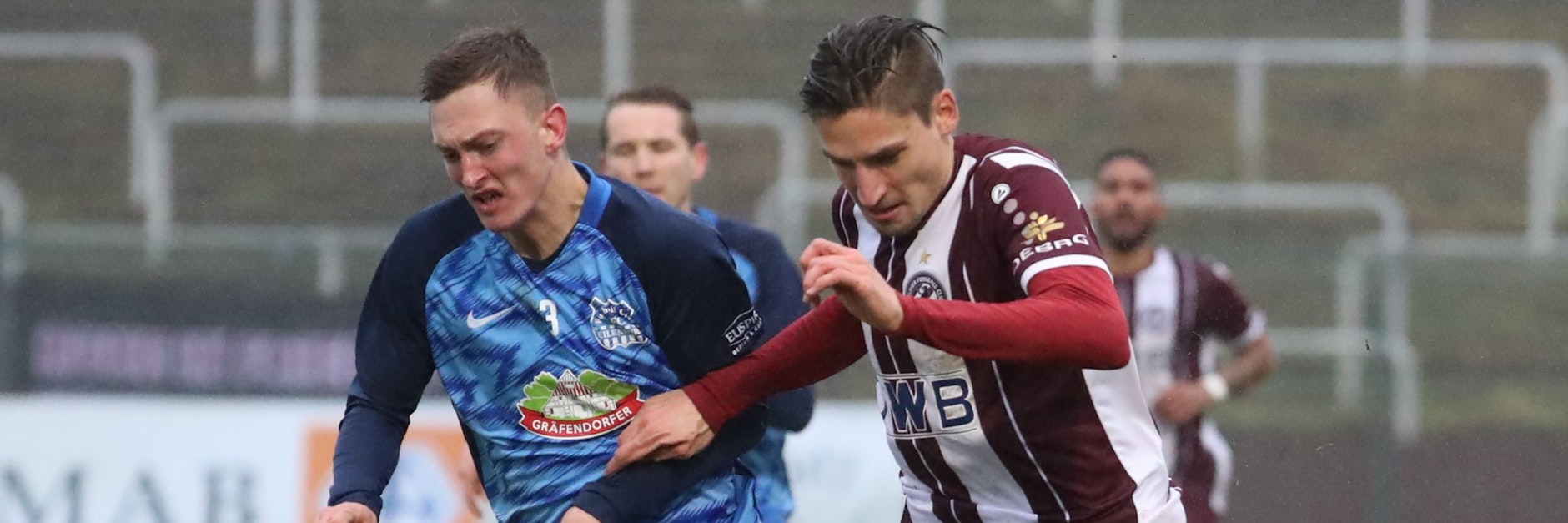 Alexander Siebeck (r.) – hier im Laufduell mit Eilenburgs Pascal Sauer – traf doppelt beim 6:0 des BFC Dynamo.