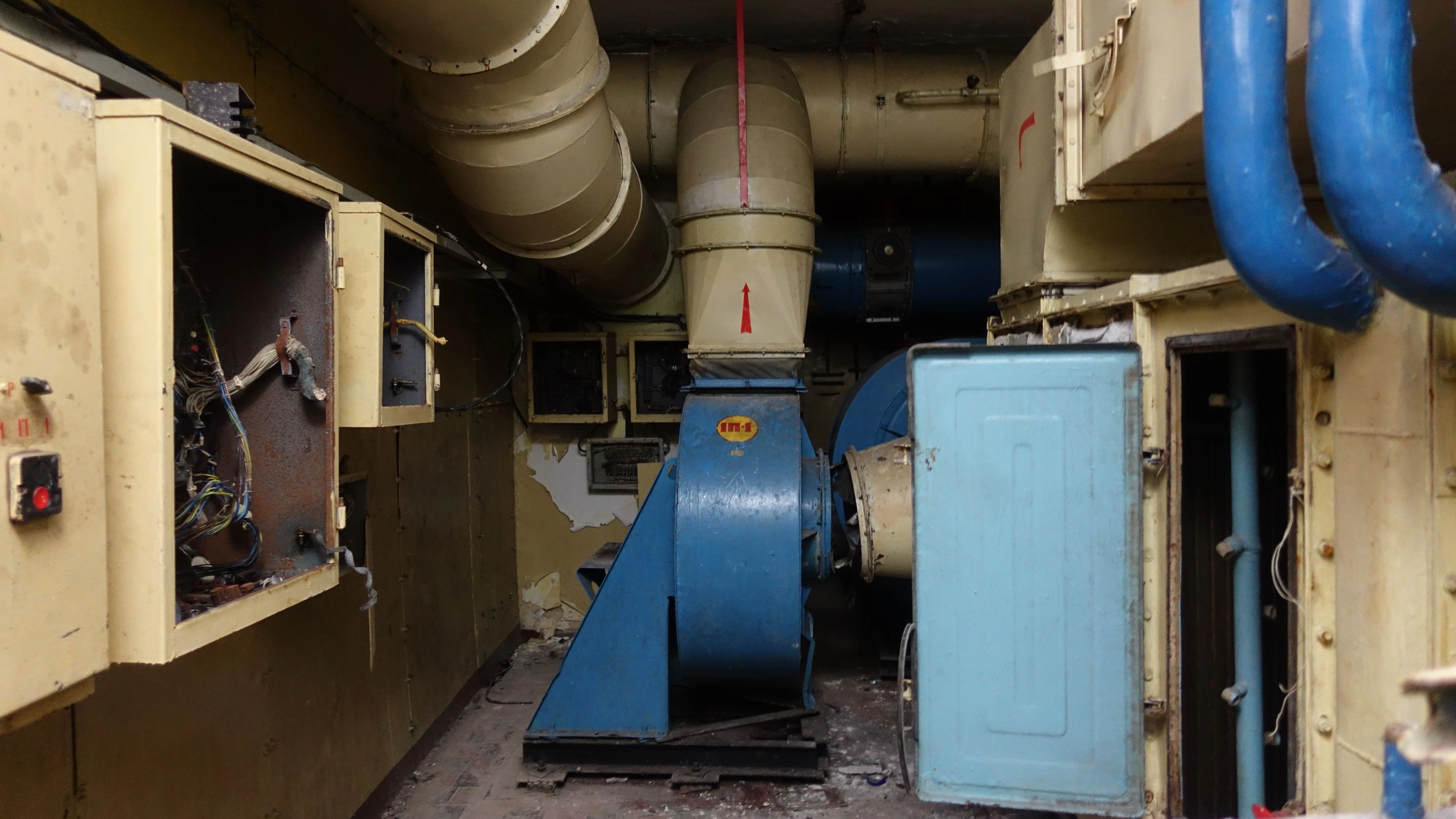 Riesige Lüftungsanlagen versorgten die ausgedehnte Bunkeranlage mit frischem Sauerstoff.