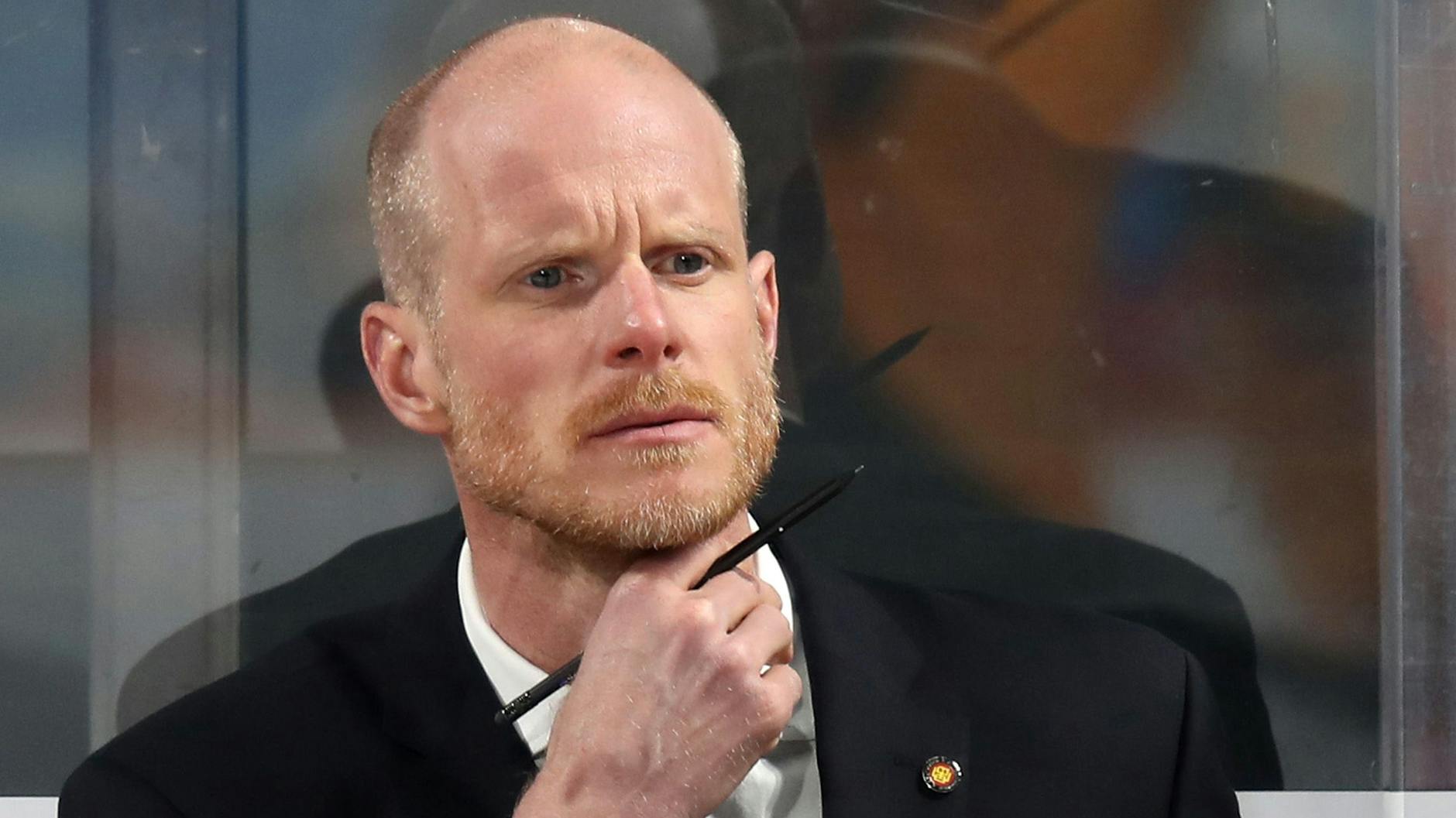 Eishockey-Bundestrainer Toni Söderholm bereitet sich auf ein Olympia-Team ohne NHL-Spieler vor.