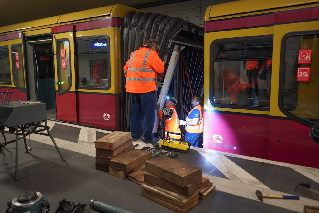 S-Bahn Berlin: Nach Entgleisung wieder normaler Betrieb im Tunnel