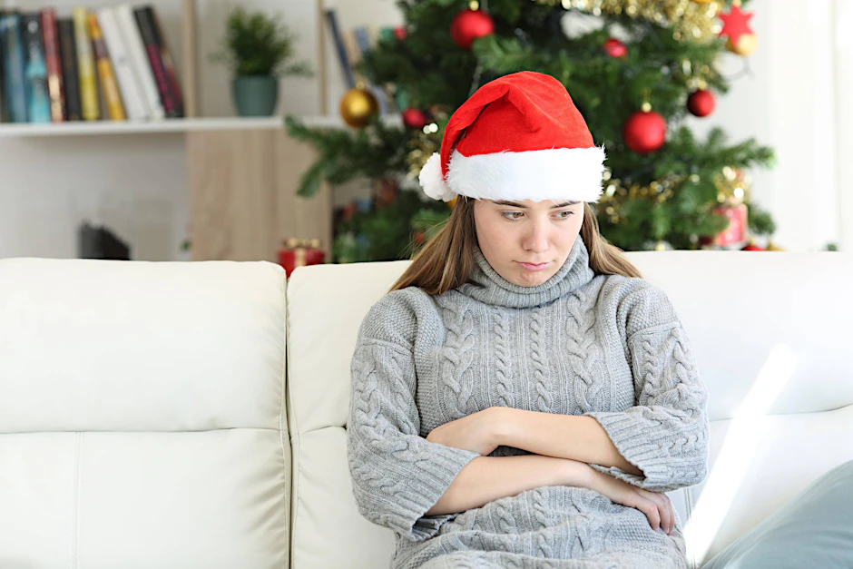 Man kann sich auch schmollend zurückziehen, wenn die Familie zu Weihnachten nervt.