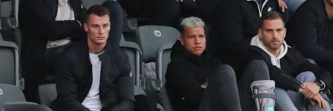 BFC-Angreifer Matthias Steinborn (l.) neben Philip Schulz auf seinem derzeitigen Stammplatz auf der Tribüne