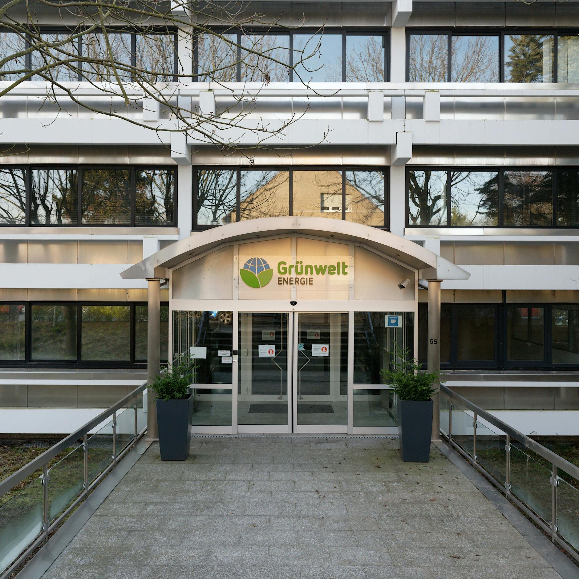 Hohe Preise schuld: Stromanbieter liefert nicht mehr – Hunderttausende Kunden betroffen!