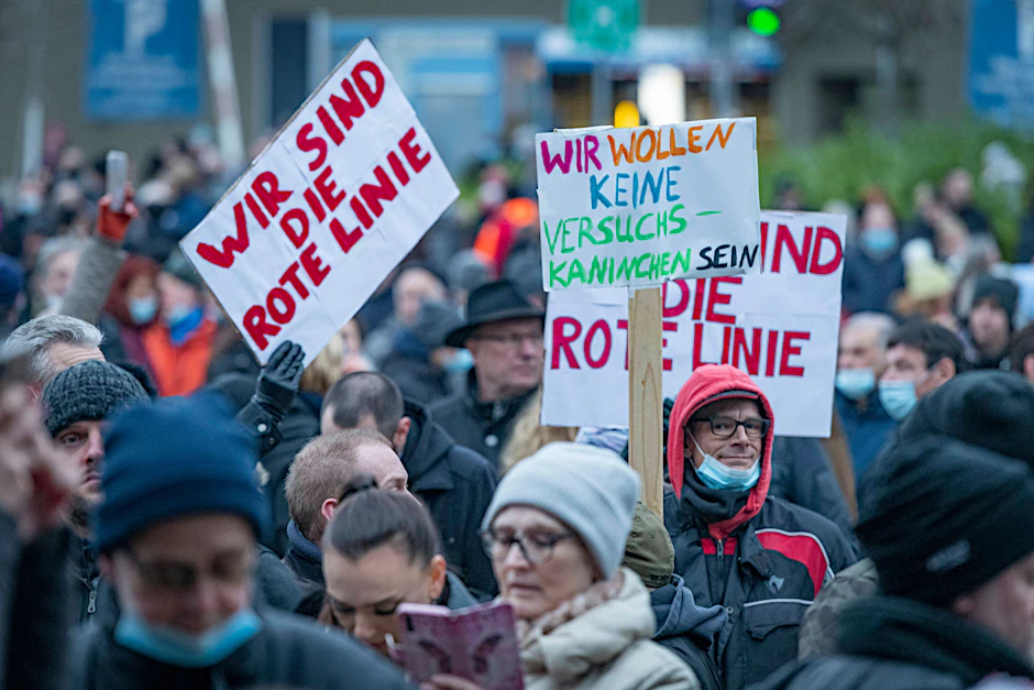 Demonstranten protestieren gegen die Corona-Politik in Deutschland (Archivfoto).&nbsp;