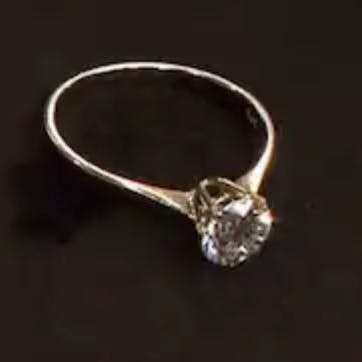 Der Ring landete bei „Bares für Rares“.