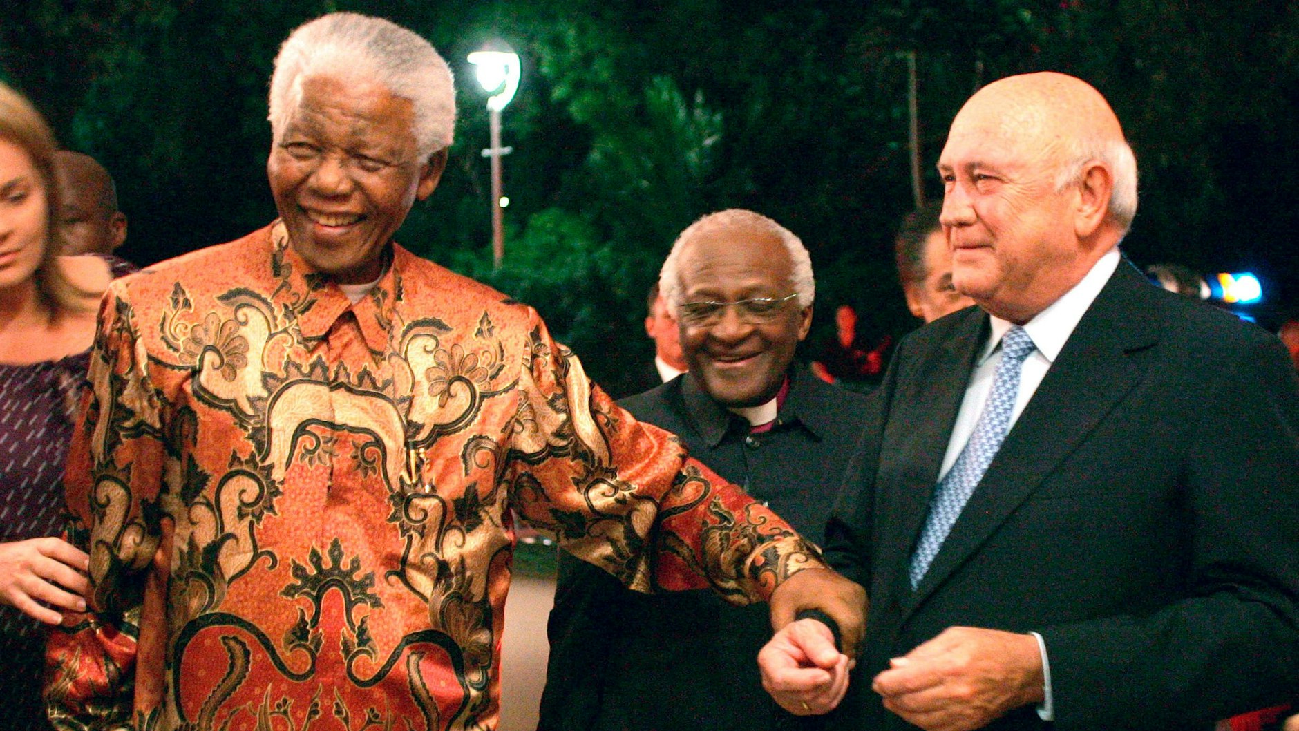 Nelson Mandela, Desmond Tutu und&nbsp;<a href="https://de.wikipedia.org/wiki/Frederik_Willem_de_Klerk"></a>&nbsp;Frederik Willem de Klerk