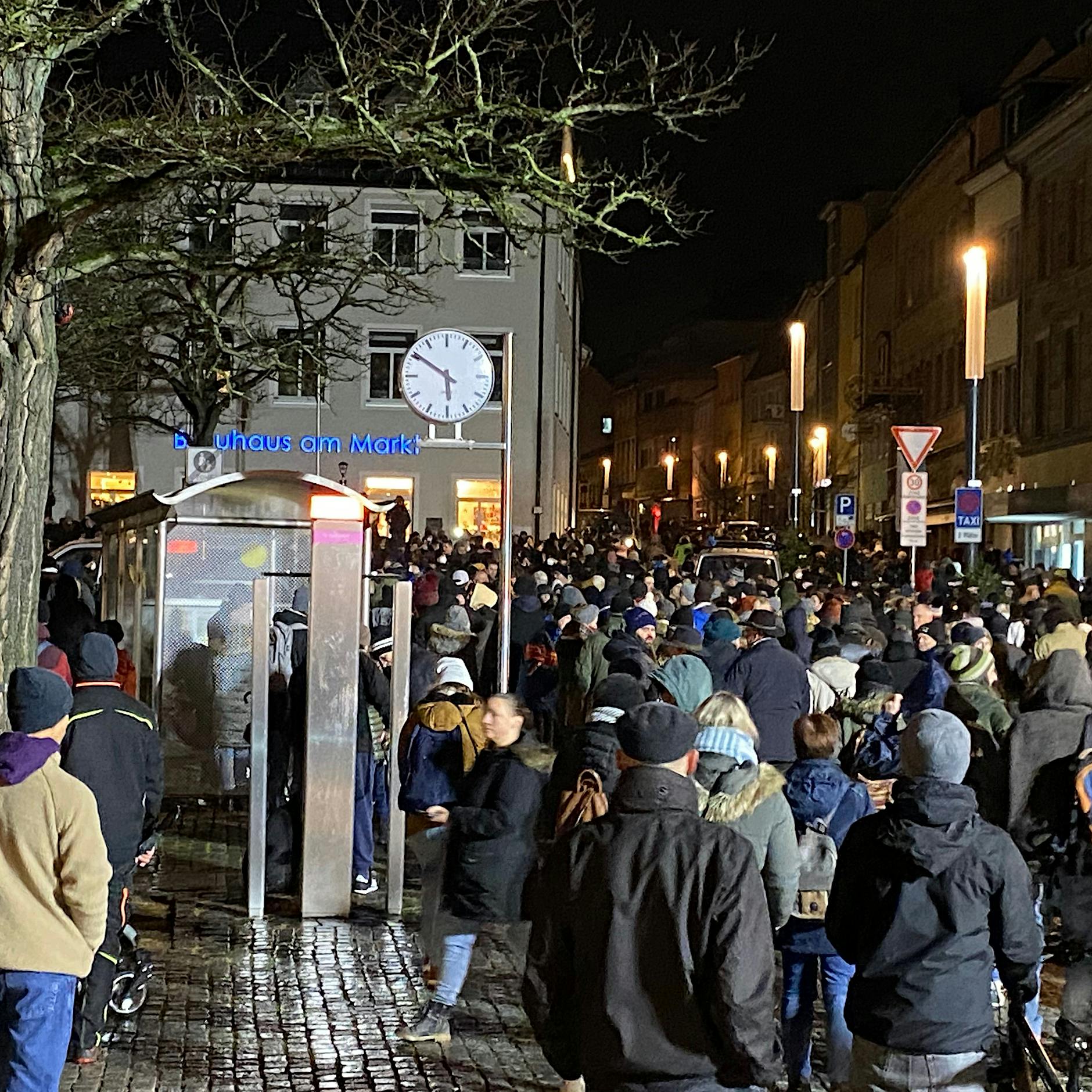 Verletztes Kind bei Corona-Protest: Strafanzeige gegen Mutter