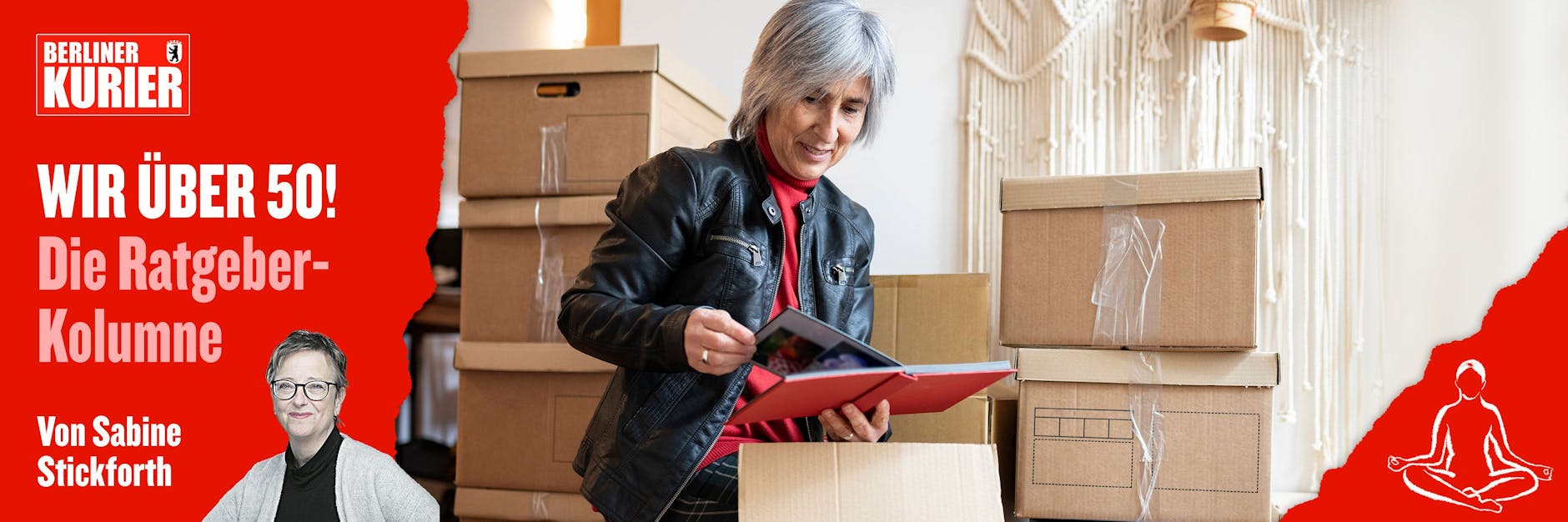 Auf gepackten Kartons in eine neue Wohnung und womöglich neues Leben.