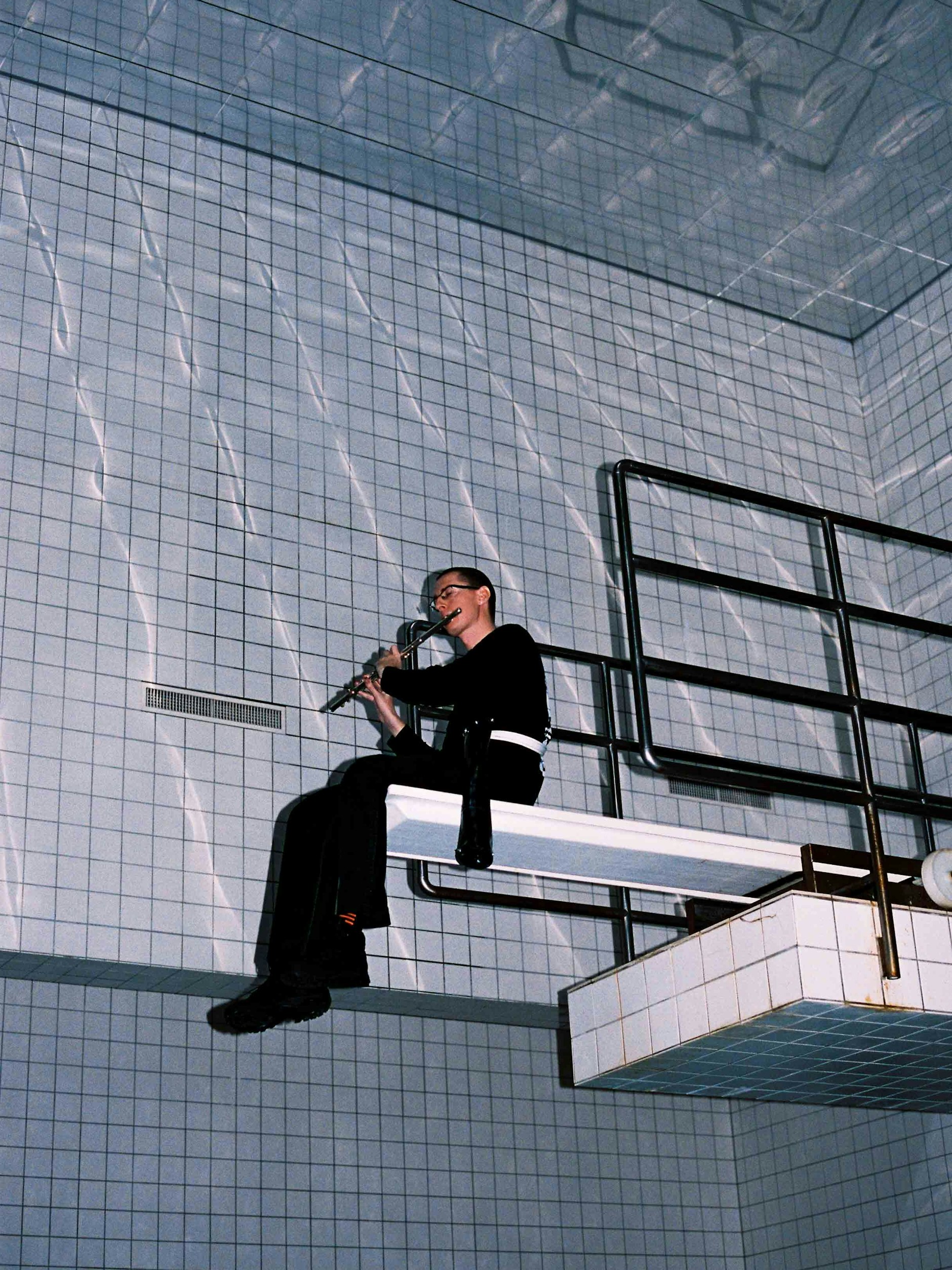 Performance von Billy Bultheel und Viviana Abelson im Spreewaldbad