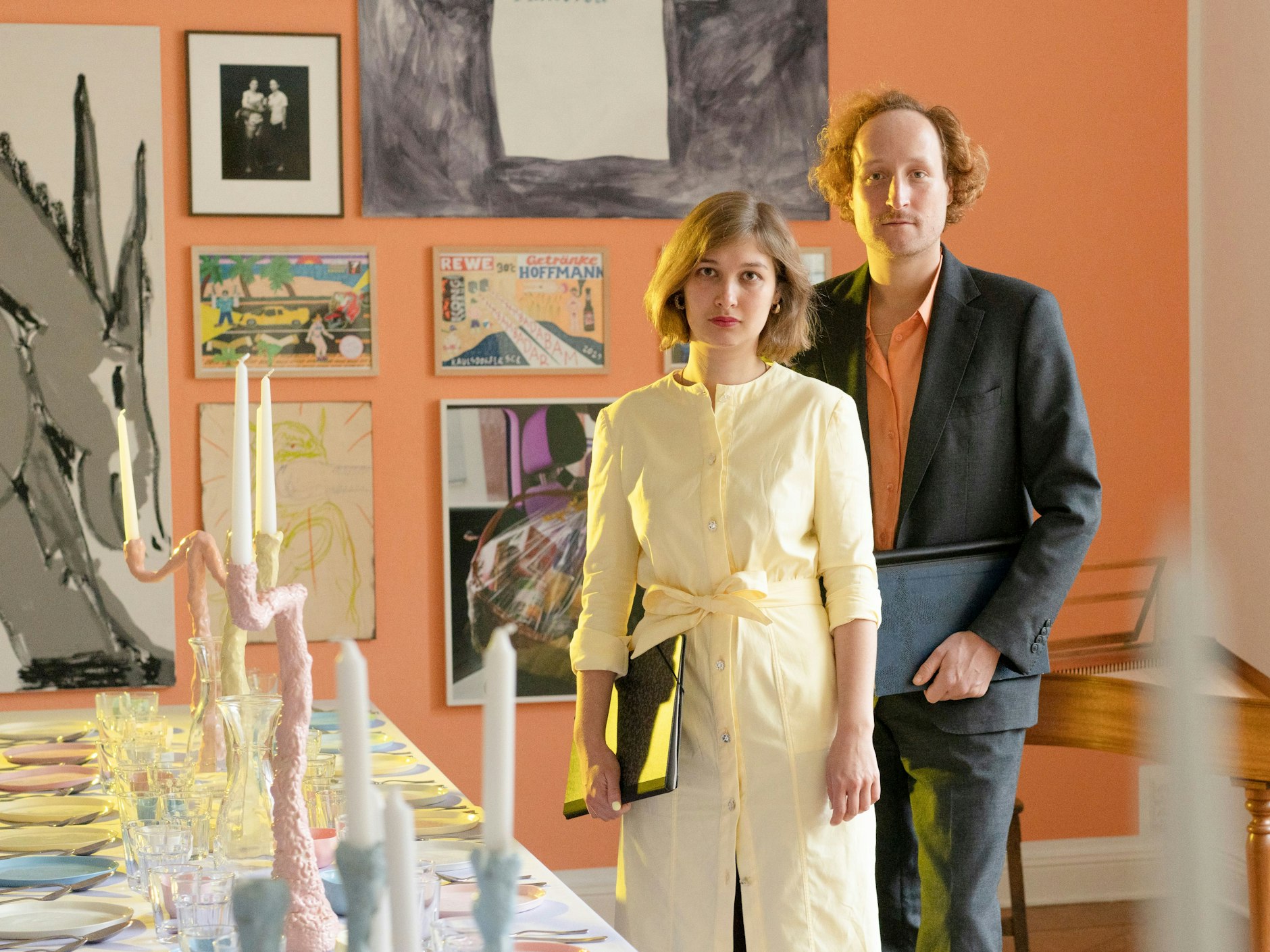 Jan Koslowski und Olga Hohmann alias Apricot und Limoncello in der Galerie Anton Janizewski