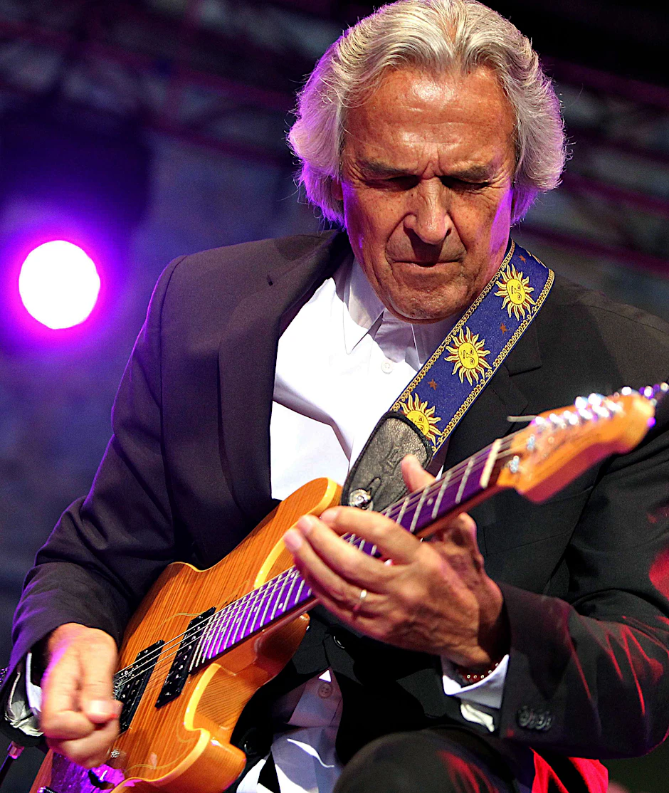 John McLaughlin 2011 beim San Sebastian Jazz Festival