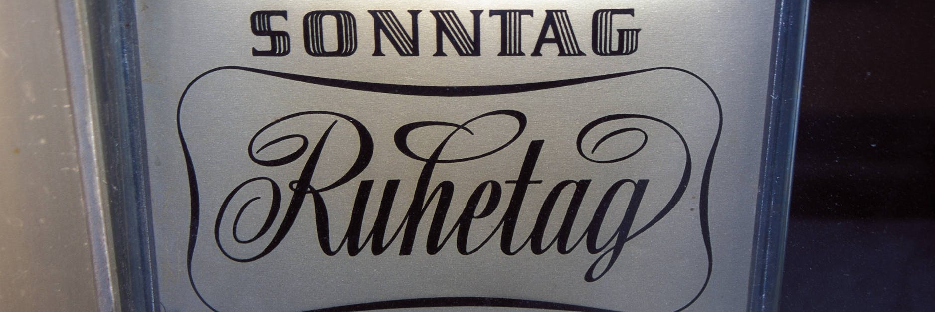 Die Erwachsenen in Deutschland haben bei Jahreszeiten und Wochentagen recht eindeutige Vorlieben und Abneigungen.