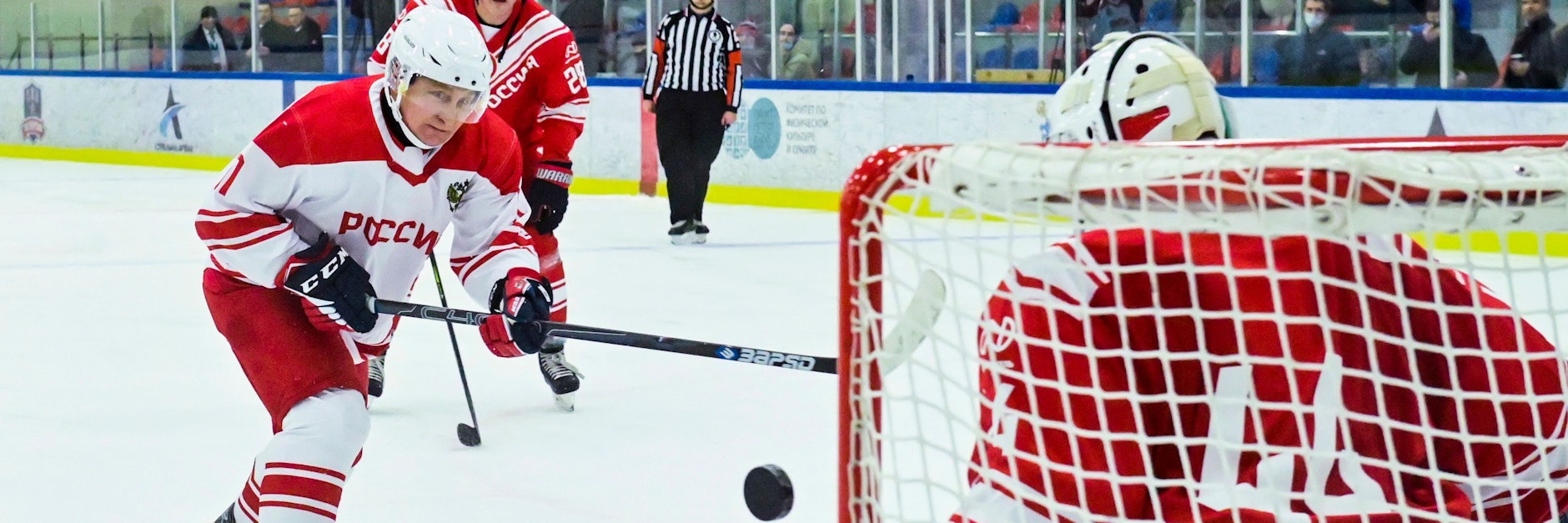 Wladimir Putin landete in der dritten Spielminute einen Treffer.