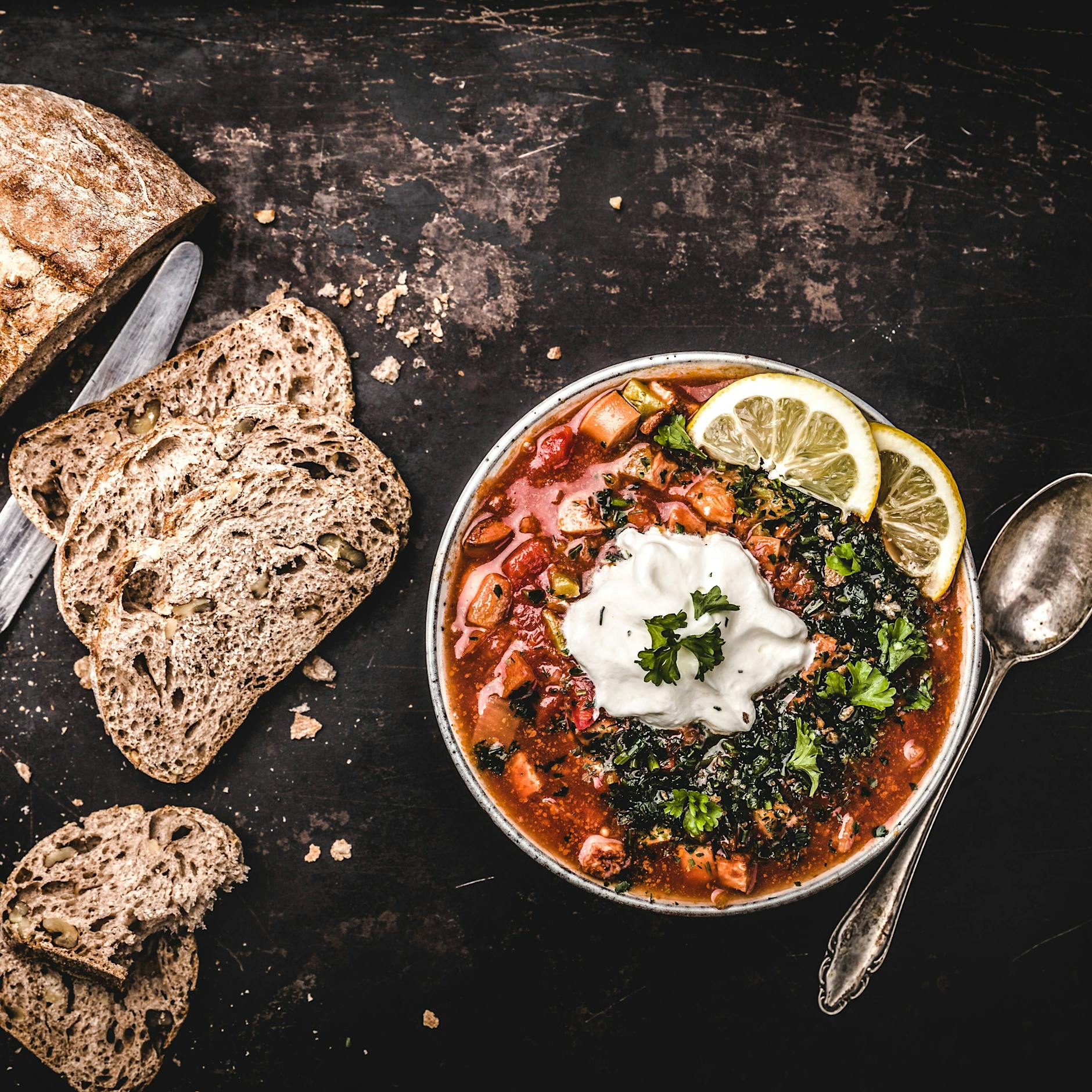 Rezept aus der DDR gegen den Kater: So schnell kochen Sie eine deftige Soljanka – mit dem Eintopf werden sie den Brummschädel los