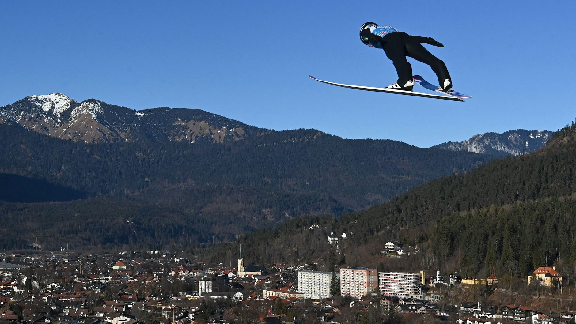 Ryoyu Kobayashi aus Japan ist der große Rivale der deutschen Skispringer. 
