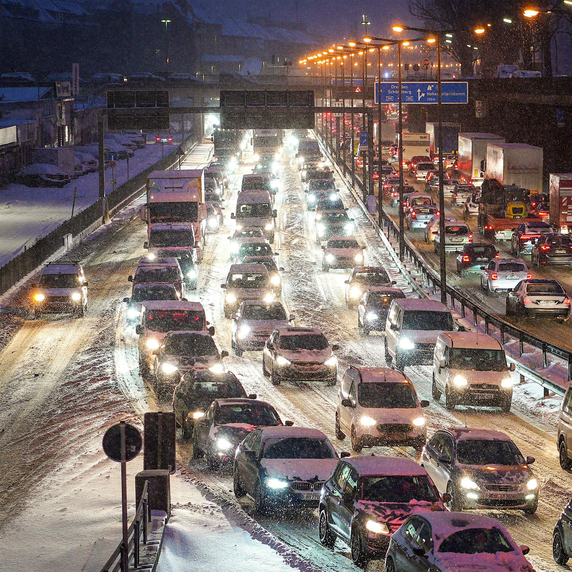 Green group names and shames "12 autobahns no one needs"