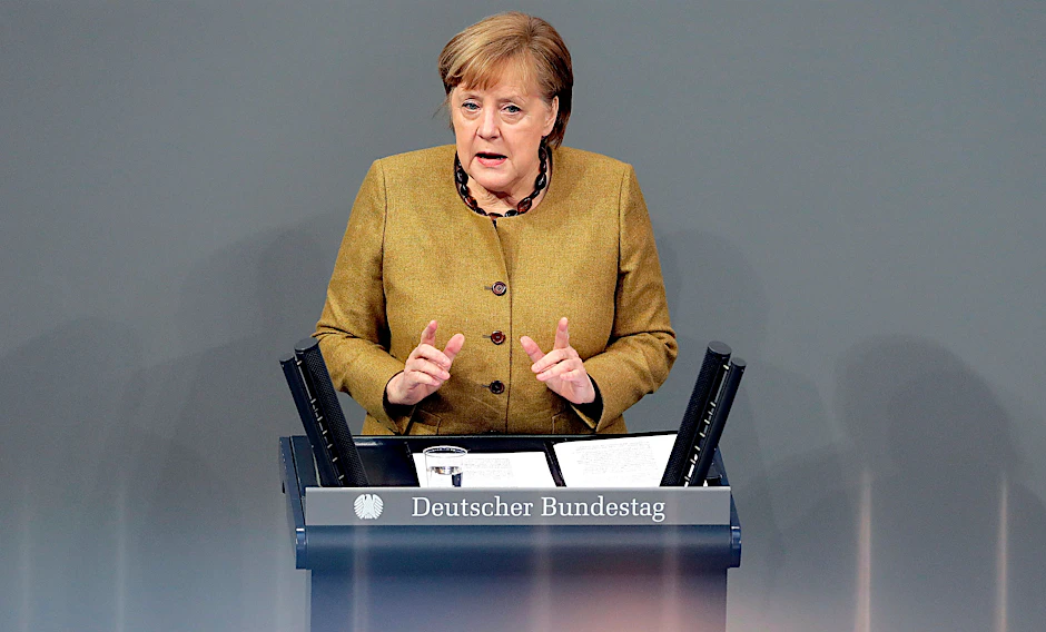 Bundeskanzlerin Angela Merkel (CDU) im Bundestag.