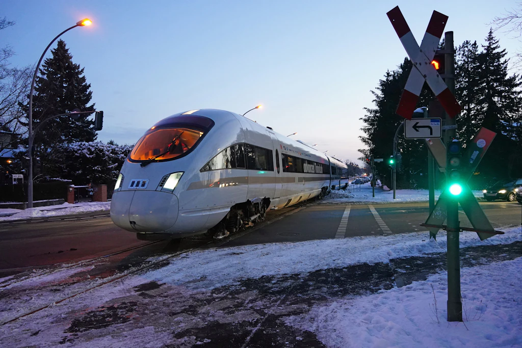 Mit Tempo 10 durchs Wohngebiet: Neues Leben auf alter Bahnstrecke