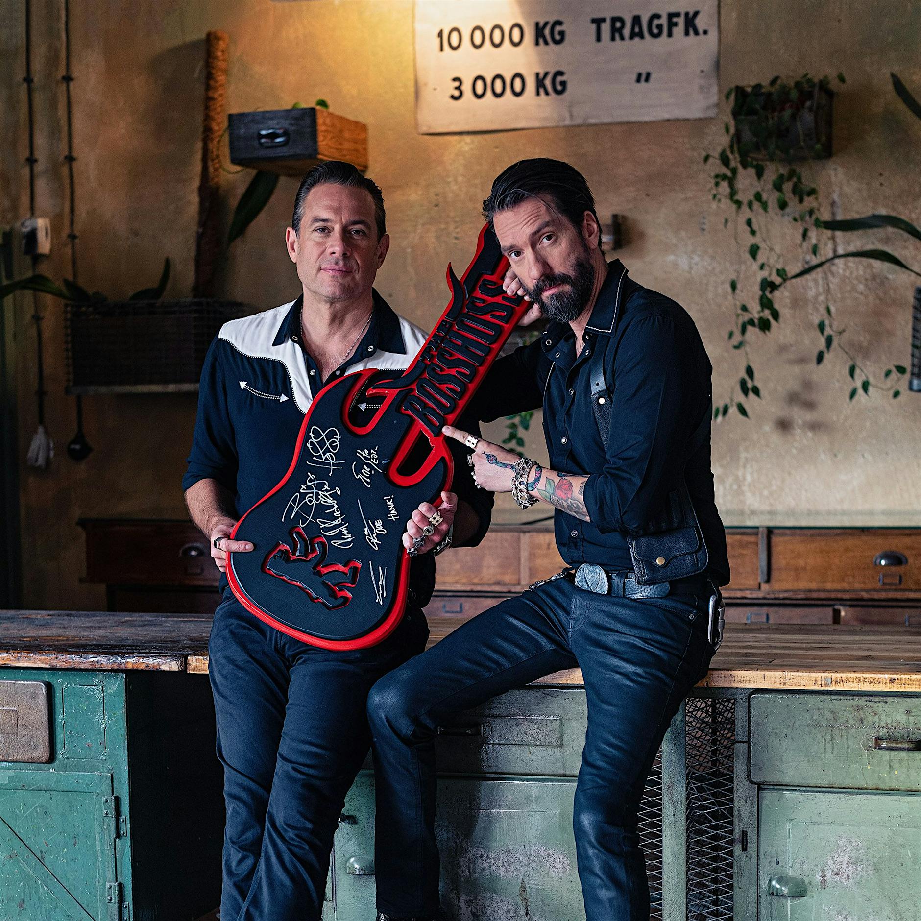 Wie Gitarren von Rammstein und BossHoss Berliner Clubs retten sollen