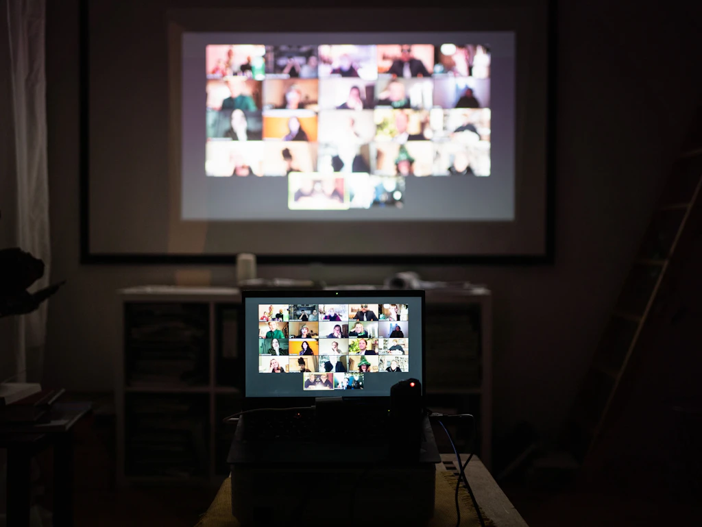 Ein Jahr Videokonferenzen: Welcome in der „Zoom-Fatigue“