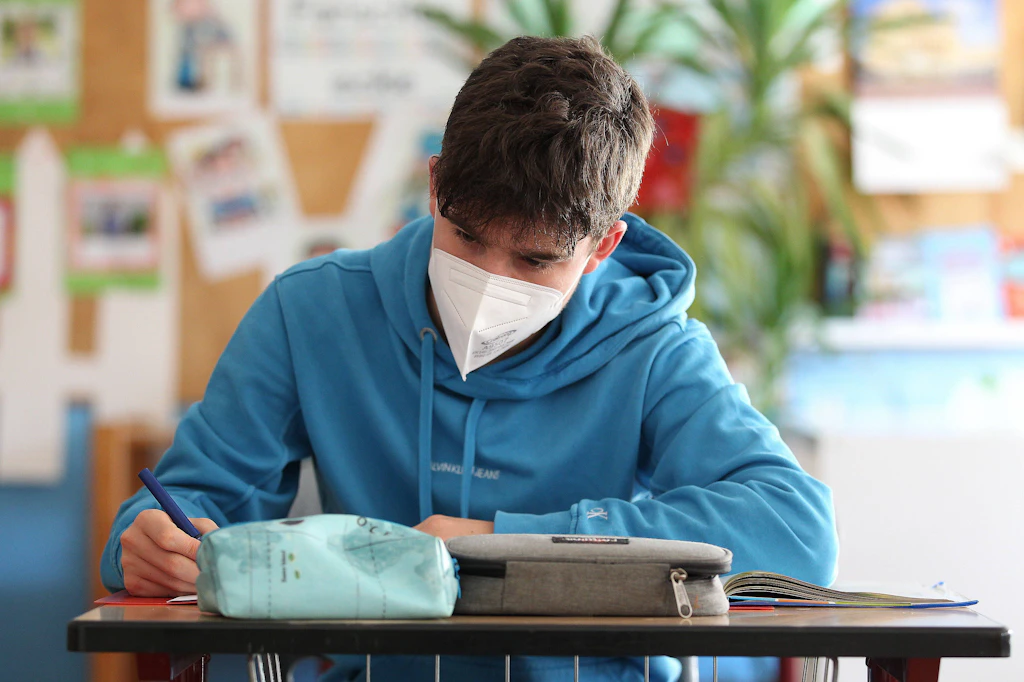 Zulassung für Selbsttests für Lehrer und Schüler kommt zu spät