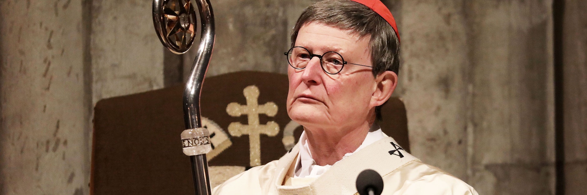 Kardinal Rainer Maria Woelki steht seit Wochen in der Kritik, Mitglieder verlassen in Scharen die katholische Kirche.