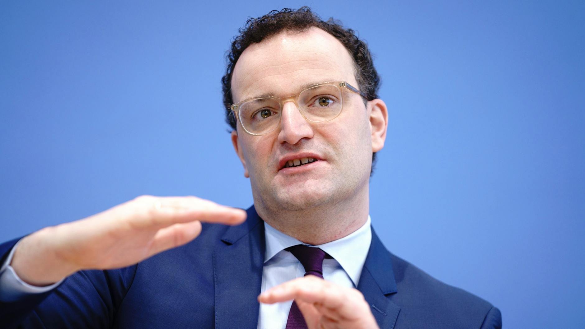 Will keine falschen Versprechungen machen: Gesundheitsminister Jens Spahn.