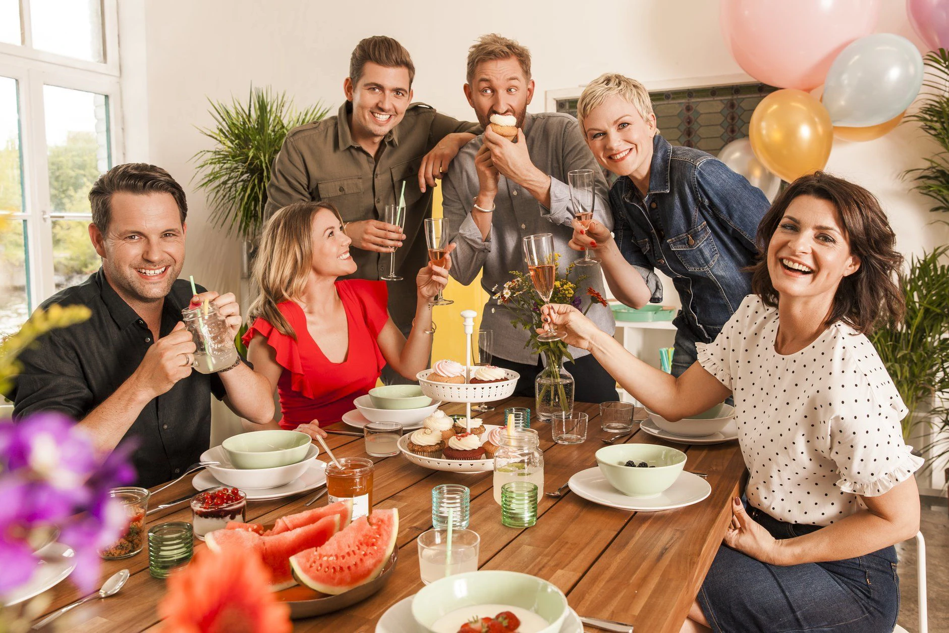 Sind immer gut gelaunt: Die Moderatoren des Frühstücksfernsehen von Sat.1.