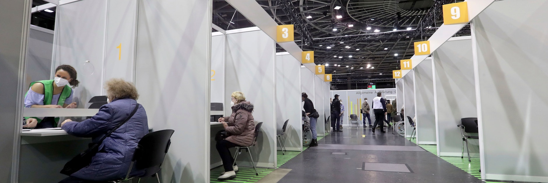 In der übernächsten Woche könnten chronisch Kranke zwischen 65 und 70 Jahren von der KV Berlin zur Impfung eingeladen werden.