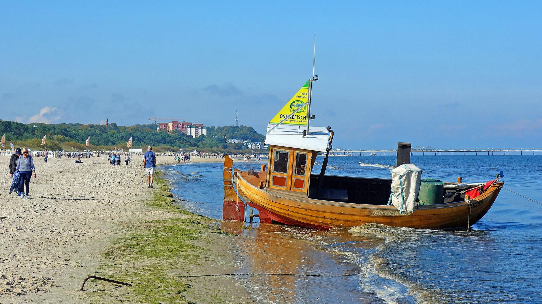 Ein Spaziergang am Strand in Ahlbeck auf Usedom könnte im Sommer möglich sein.