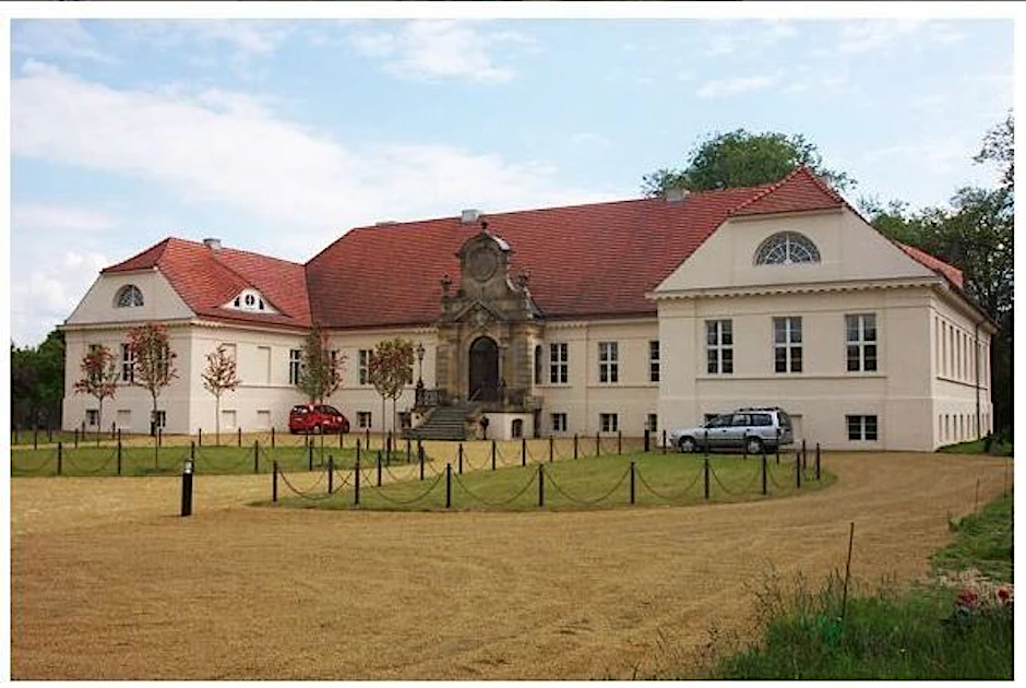 Der Wirt von Schloss Diedersdorf in Brandenburg fordert eine Corona-Entschädigung. Das Gericht entscheidet am Mittwoch.&nbsp;