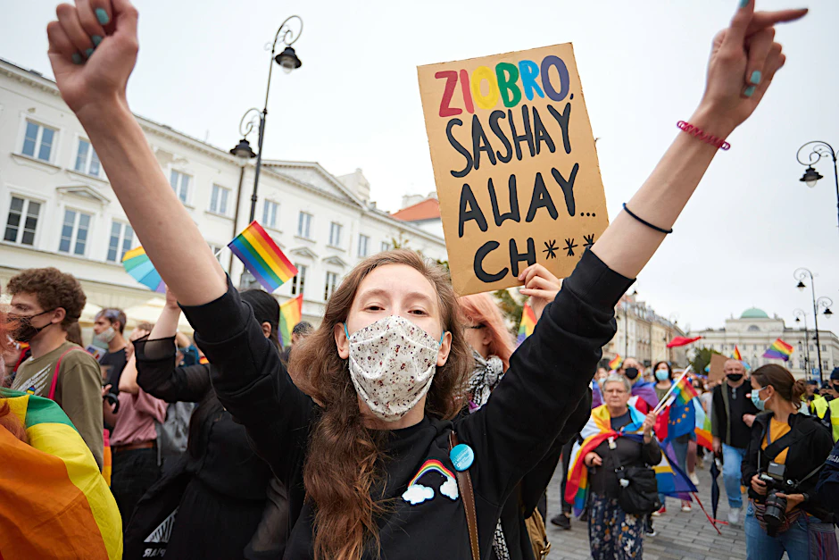 Aktywistka LGBT na demonstracji w Warszawie 30 sierpnia roku 2020
