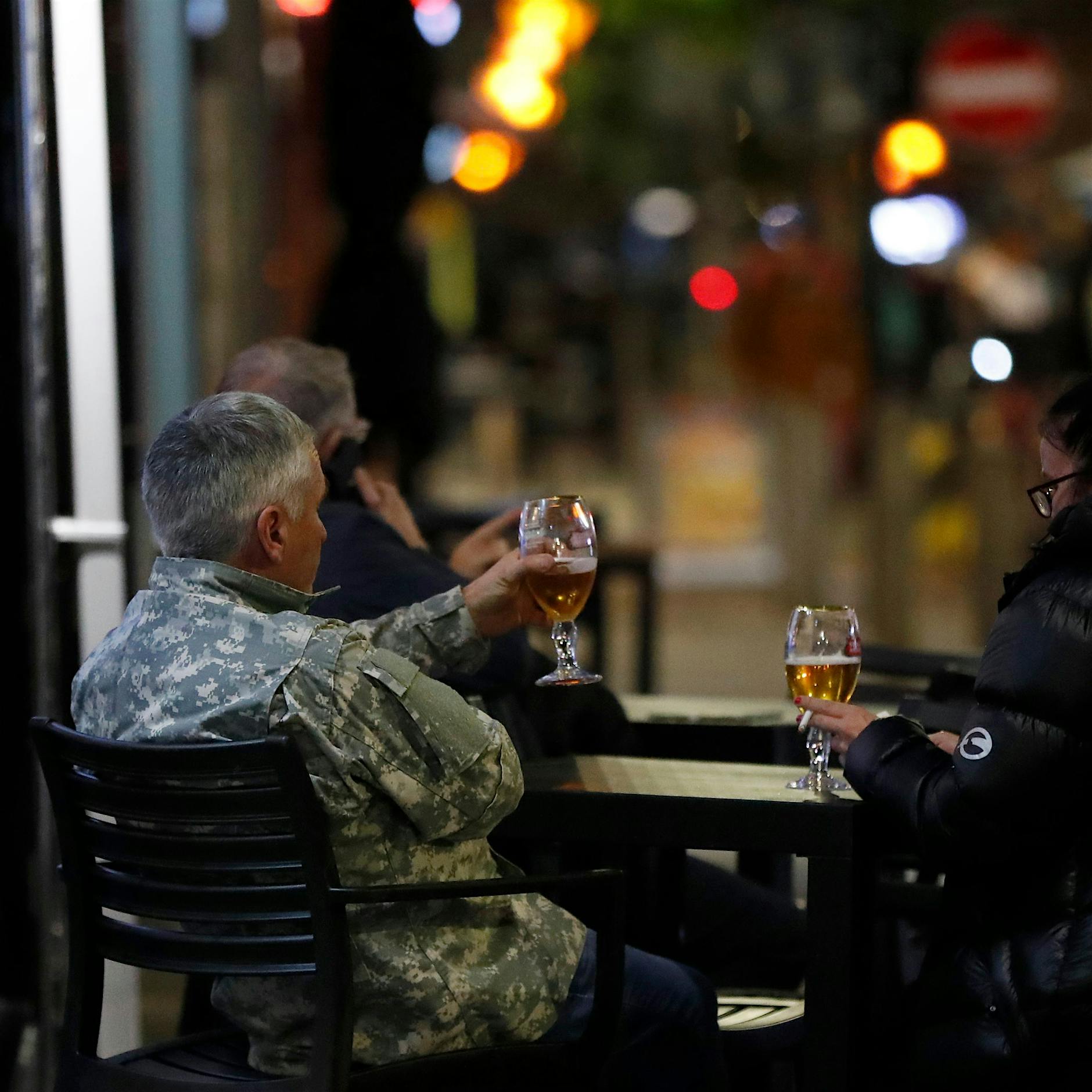 In diesen Berufen wird (zu) viel getrunken