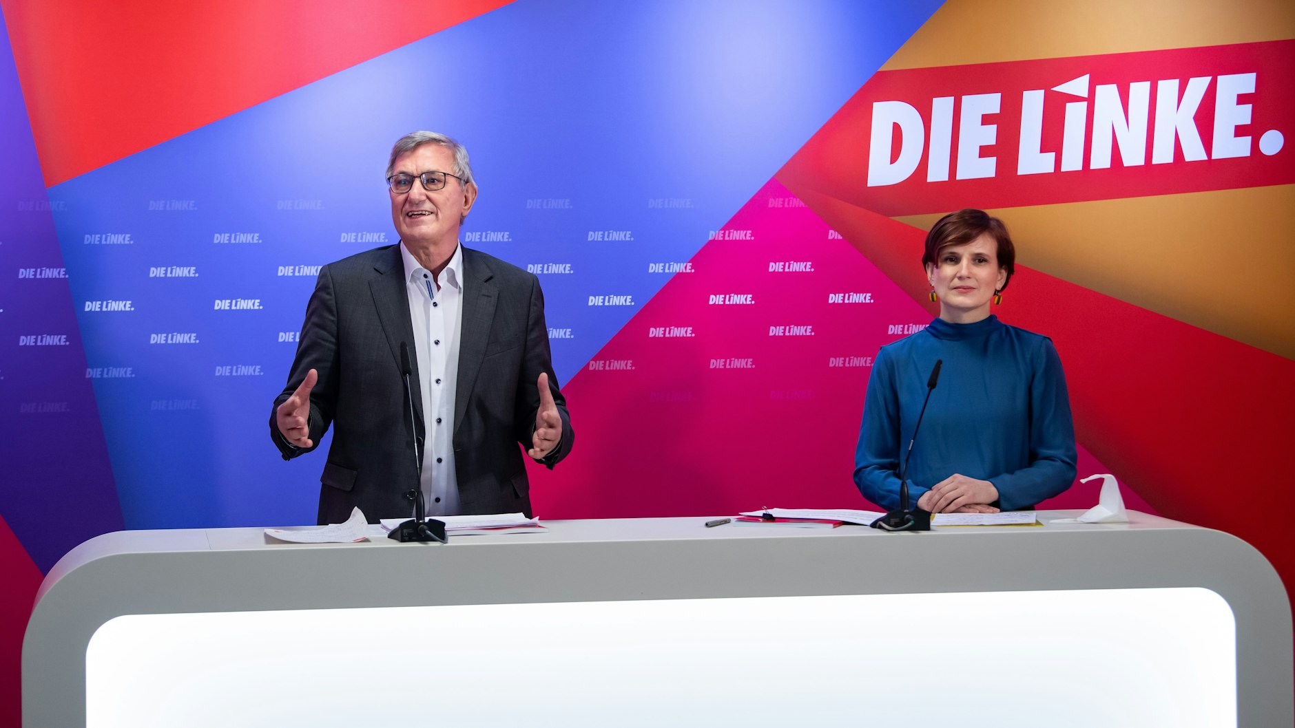Bernd Riexinger (l.) und Katja Kipping führten die Linke fast neun Jahre lang. Nun geben sie den Bundesvorsitz an Janine Wissler und Susanne Hennig-Wellsow ab.
