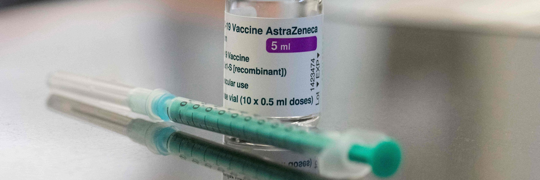 Nach Klagen über Nebenwirkungen wollen sich viele nicht mehr mit dem Astrazeneca-Vakzin impfen lassen. Was ist dran an den Befürchtungen?&nbsp;