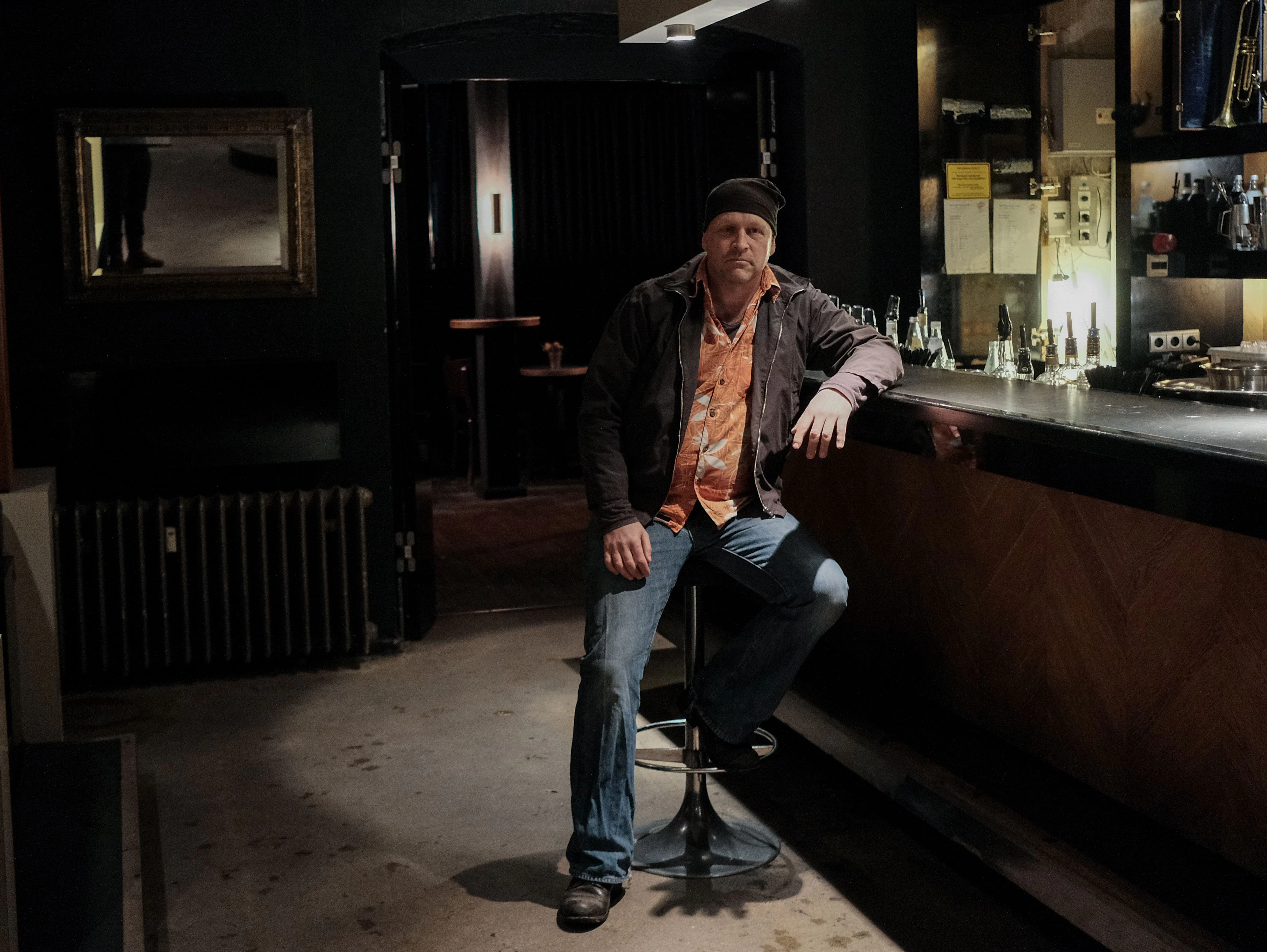 Sven Rejzek, Betreiber der Bar Trompete.