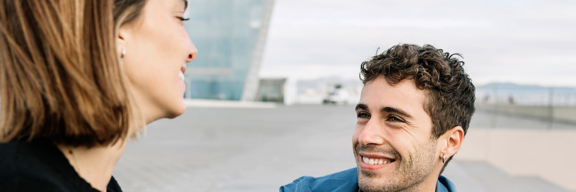 Ein Kompliment zaubert fast jedem ein Lächeln ins Gesicht (Symbolfoto).